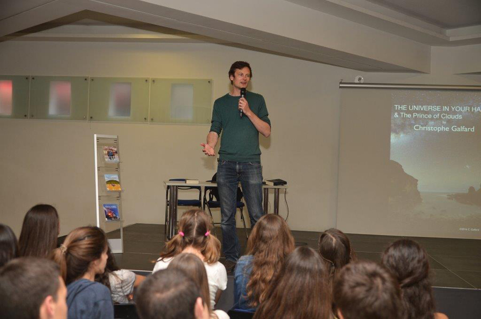 Ο αστροφυσικός και συγγραφέας Cristophe Galfard στο σχολείο Ελληνογερμανική Αγωγή