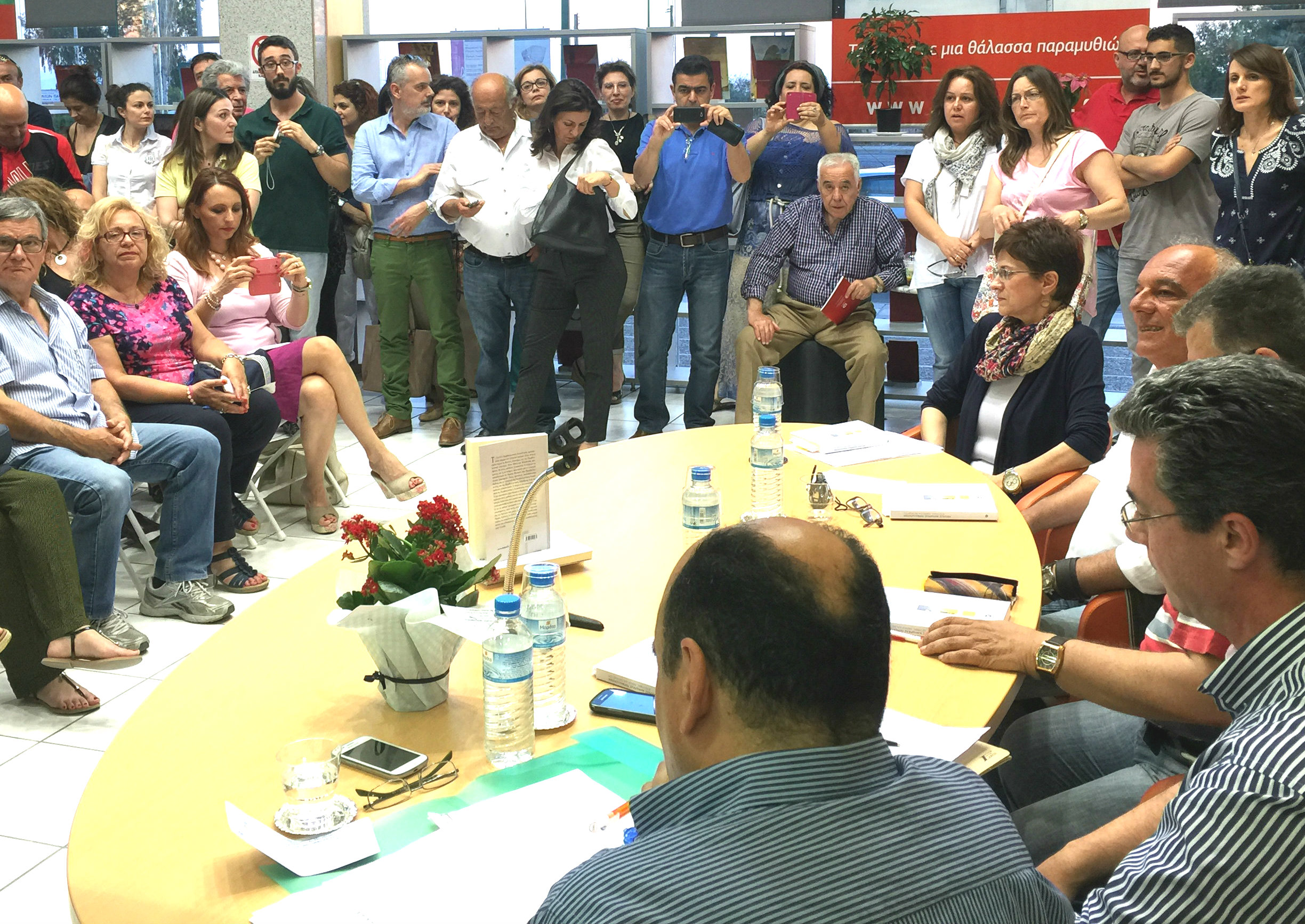 Παρουσίαση του νέου βιβλίου του Αχιλλέα Μανδρίκα «Περιβαλλοντική επιστήμη, ηθική και εκπαίδευση» στον Πολυχώρο των Εκδόσεων Καλέντη ( βίντεο & φωτογραφίες)