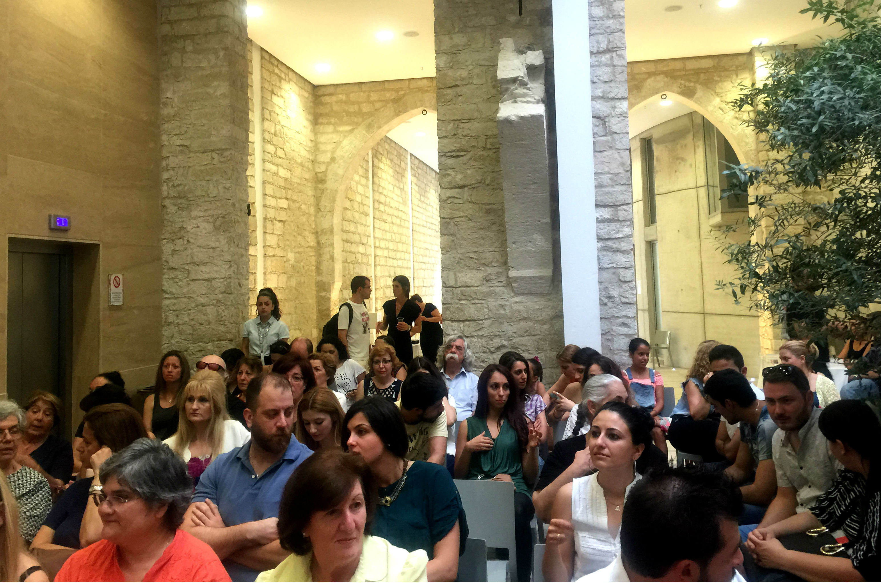 Φωτογραφίες από την παρουσίαση του βιβλίου της Αλκυόνης Παπαδάκη στη ‎Λεμεσό‬ στη Βιβλιοθήκη Τεχνολογικού Πανεπιστημίου Κύπρου 