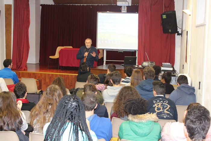 Ο Φρεντιάνο Σέσι στην Αθήνα