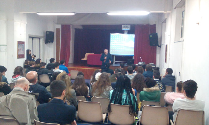 Ο Φρεντιάνο Σέσι στην Αθήνα