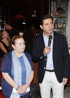 H Αλκυόνη Παπαδάκη στο ‪‎Κοινωνικό ‪Παντοπωλείο ‪Μ.Α.Ζ.Ι.